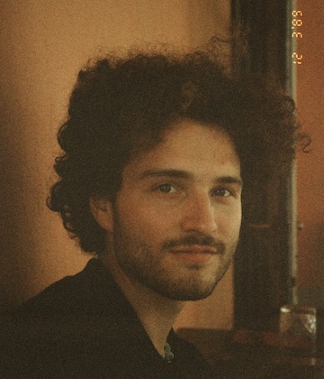Liam Roth